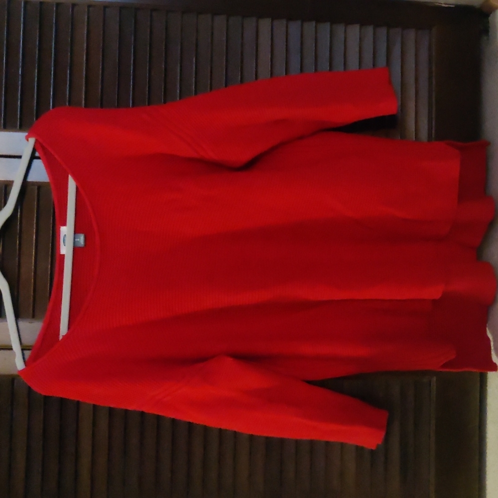 Bold red sweater, size L